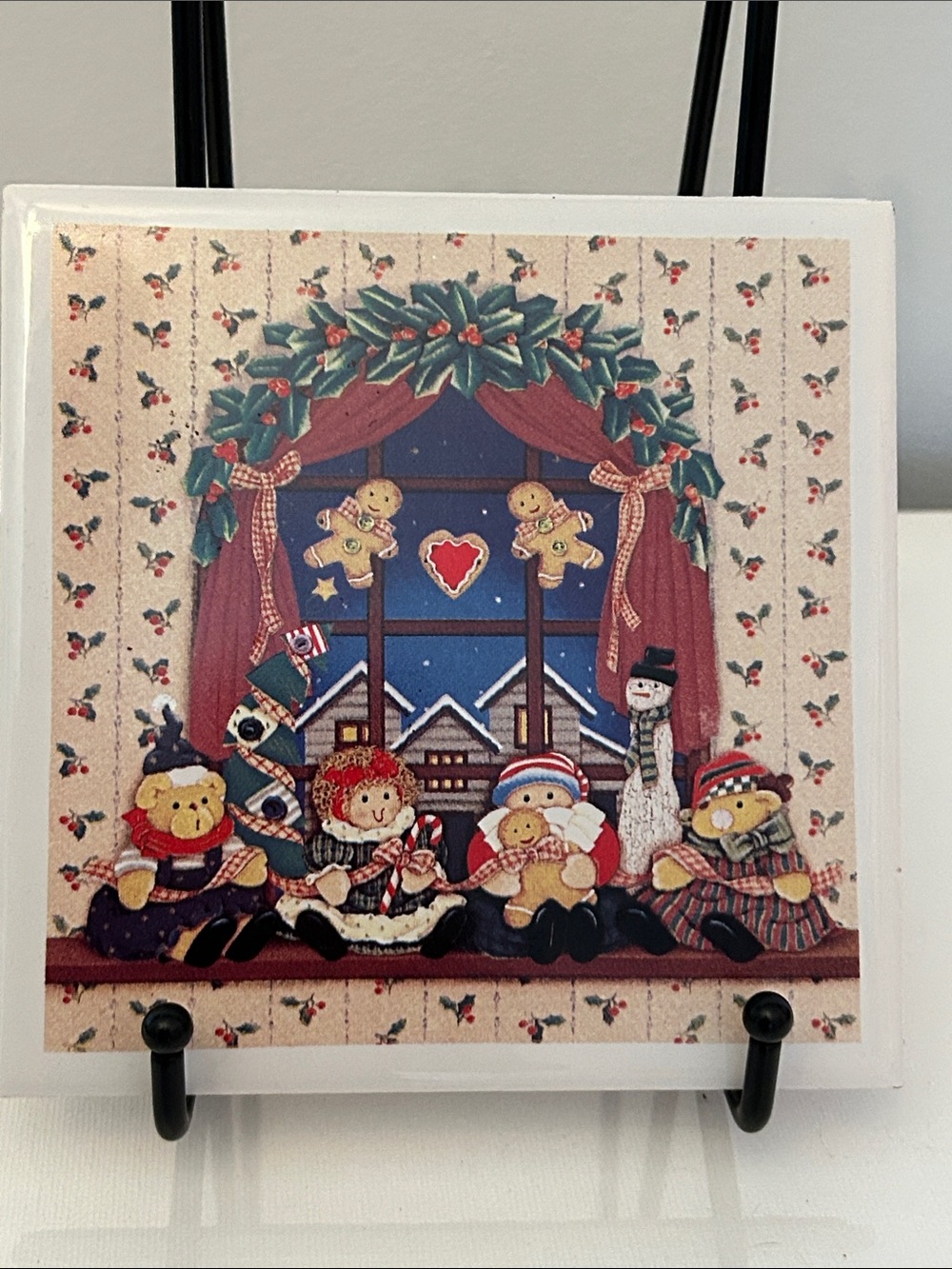 Festive Window Scene Holiday Plaque  Trivet in Red & Green